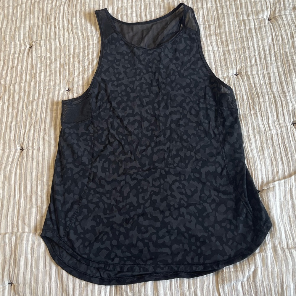Lululemon tank top